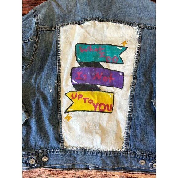 Custom Designed Levi’s Trucker Jacket Size M - Picture 10 of 10